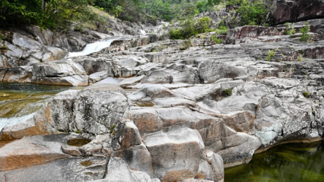 behana gorge casd dsad bdfgfd